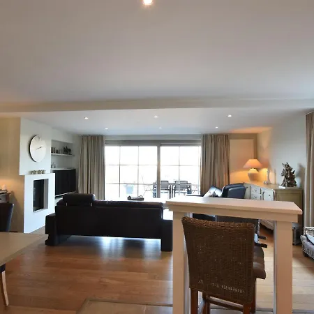 Spacious Holiday In Middelkerke With Jacuzzi *
